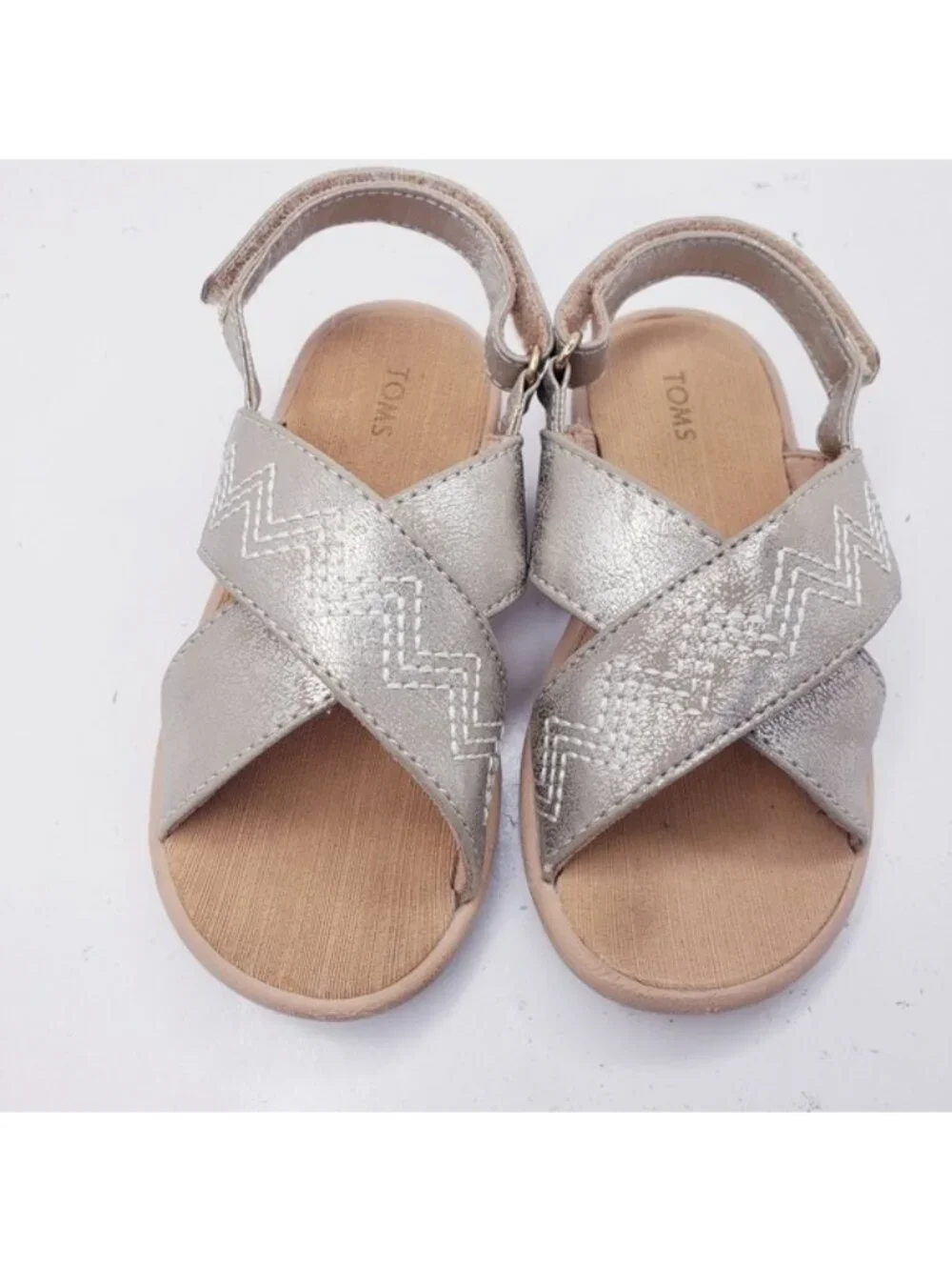 Toms Desert Taupe Shimmer Faux Leather Tiny Viv Sandals Girls Toddler Size 8